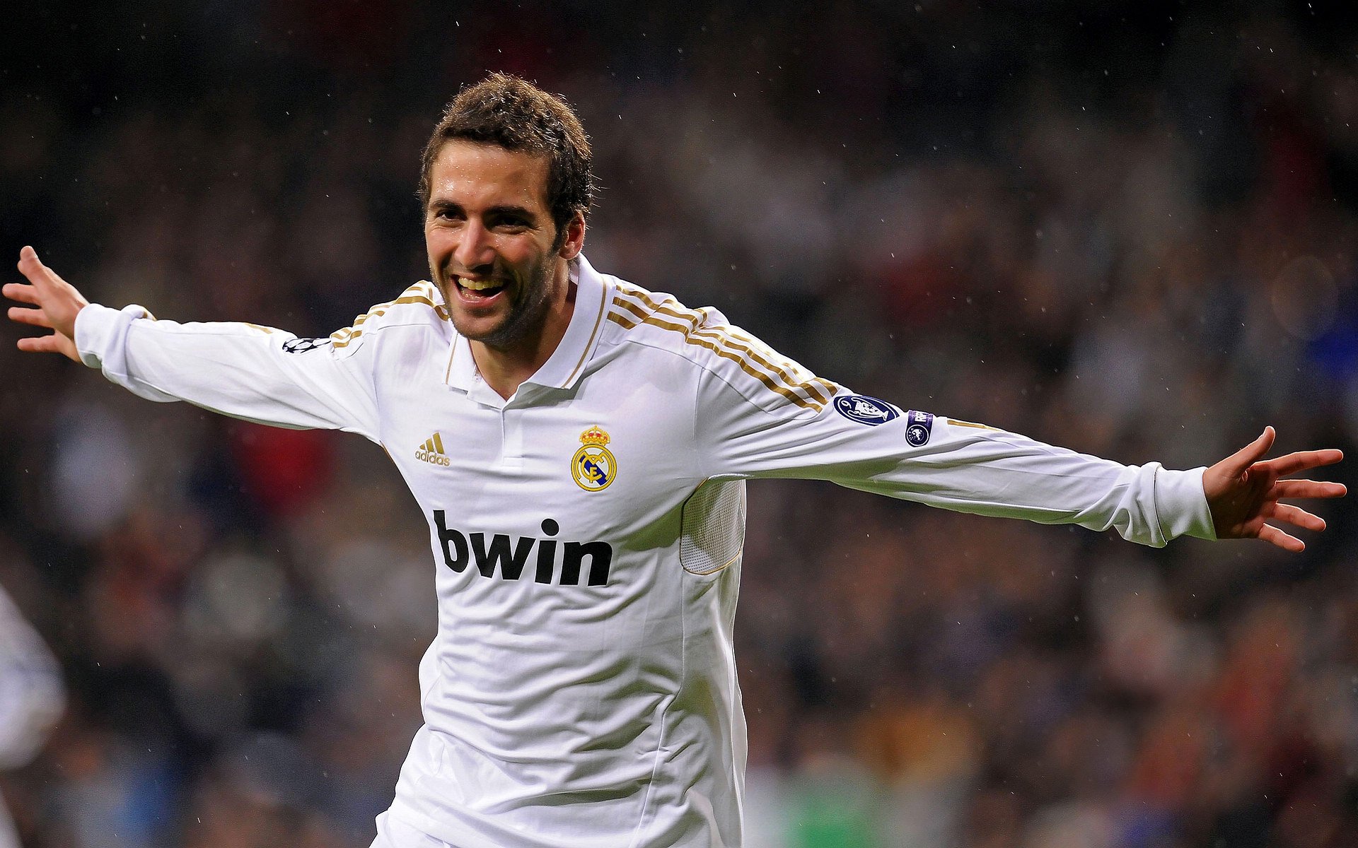 一方战术调整收效显著，球队连胜排名上升，球队胜一场得多少分